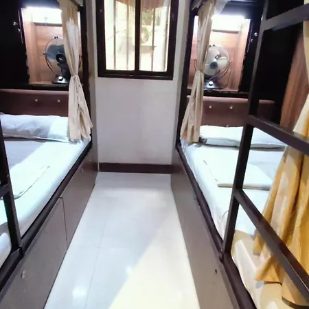 Almas Dormitory 24 Hours Aircondition